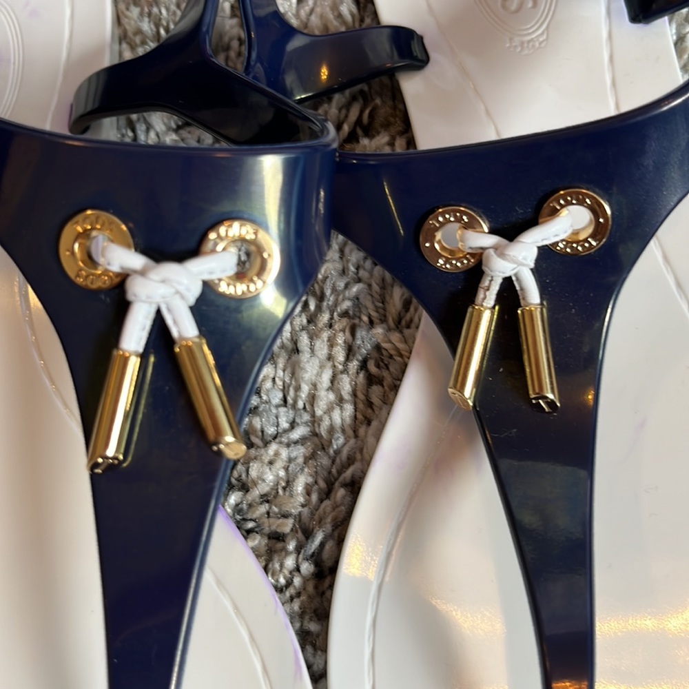 NWOB Tod’s Navy Blue/White T-Straps Thong Jelly Flat Sandals - Picture 12 of 16